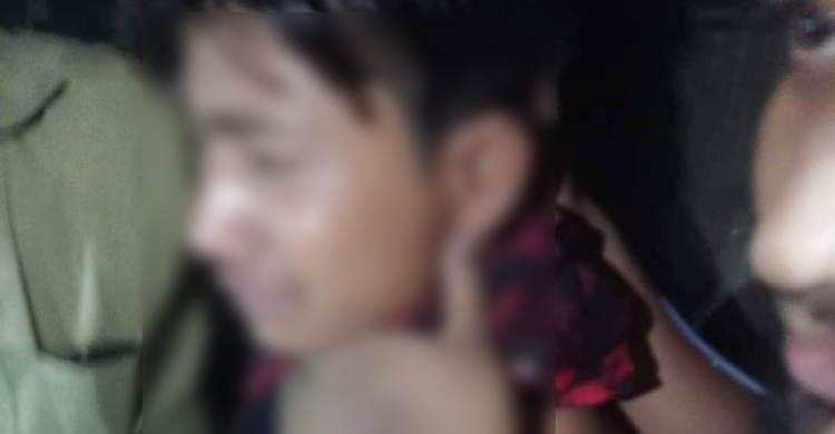 ভোলায় কিশোরের গলা কেটে অটোরিকশা ছিনতাইয়ের চেষ্টা