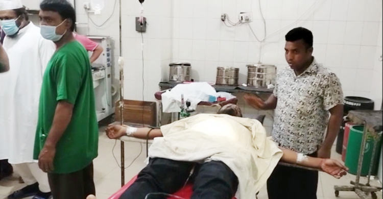 নোয়াখালী হাসপাতালে দুই আনসার সদস্যের ওপর হামলা