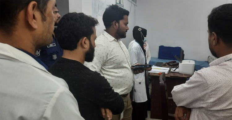 ফার্মেসিতে মেয়াদোত্তীর্ণ ওষুধ, ১০ হাজার টাকা জরিমানা