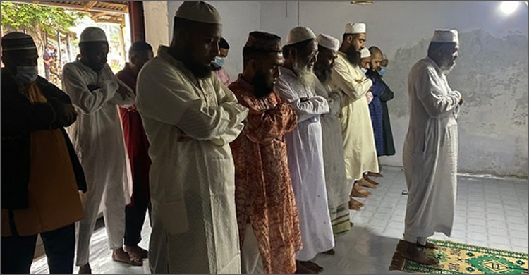 সাতক্ষীরায় ৪ গ্রামে পালিত হলো ঈদুল আজহা