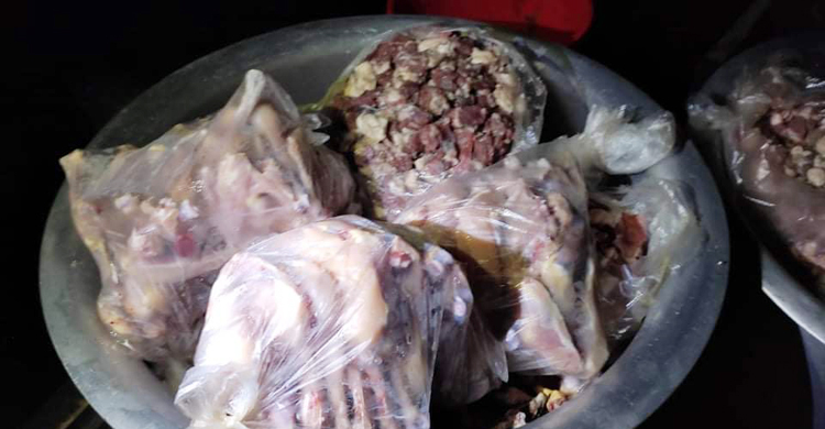 ৫২ কেজি গরুর পচা মাংস জব্দ, বিরিয়ানি হাউজ সিলগালা