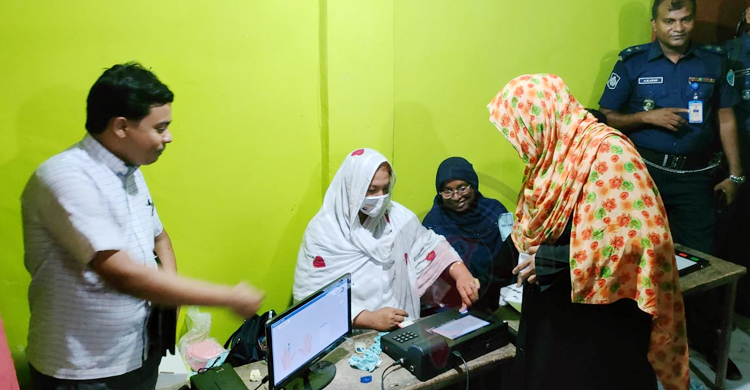 ইসির ‘সাফল্য ম্লান’ বলে ভাইরাল হওয়া ছবি হাতিয়ার নয়