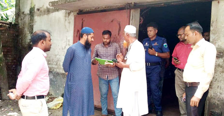 নওগাঁয় সার ডিলারকে ৩০ হাজার টাকা জরিমানা