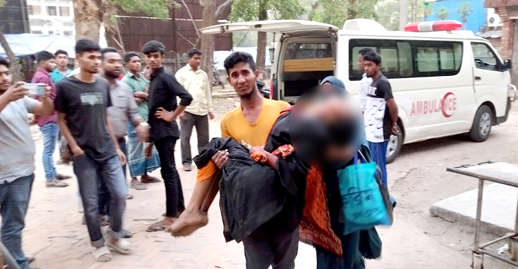 বিয়ে করতে বলায় পালিয়েছে প্রেমিক, তরুণীর বিষপান