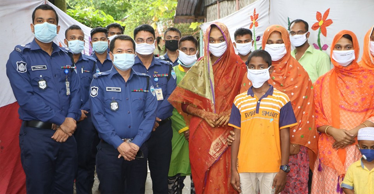 পুলিশ সুপারের উদারতা