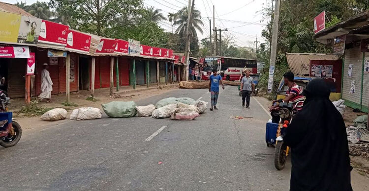 বসুরহাটে আ.লীগের দু’গ্রুপে সংঘর্ষের ঘটনায় ২৮ জনকে আটক