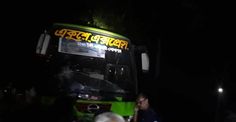 নোয়াখালীতে বাস-মোটরসাইকেল সংঘর্ষে নিহত ৩