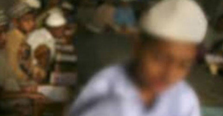 ছাত্রকে যৌন নিপীড়নের অভিযোগে মাদরাসা শিক্ষক গ্রেফতার