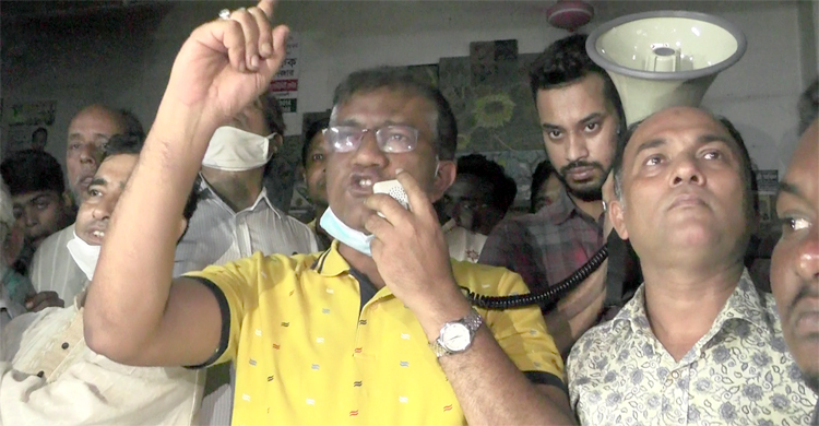 চৌমুহনী পৌর আ.লীগের কমিটি ভেঙে দেয়ায় বিক্ষোভ সমাবেশ