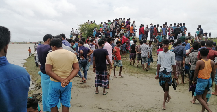 নদীতে মাছ ধরতে গিয়ে ৩ পর্যটক নিখোঁজ