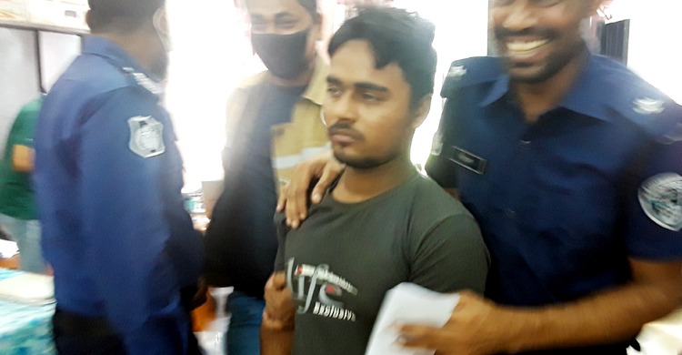 রিমান্ড শেষে কারাগারে দেলোয়ার