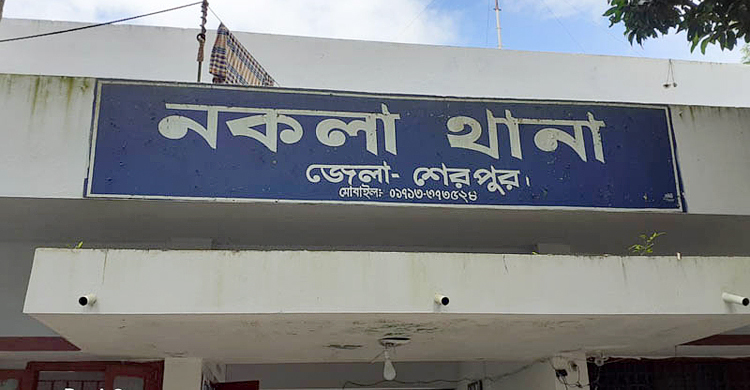 ছেলের জমানো টাকা ‘জিনের বাদশাহকে’ দিয়ে সর্বস্বান্ত নারী