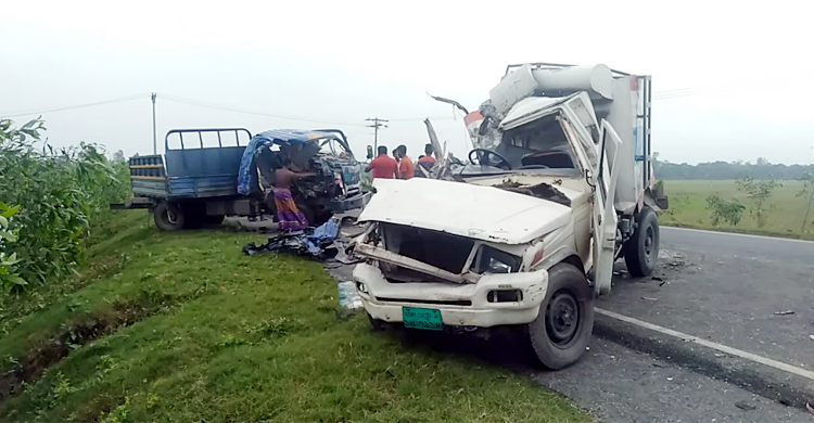 পিকআপ-কাভার্ডভ্যানের সংঘর্ষে একজন নিহত