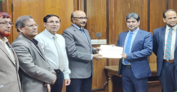 বাংলাদেশ ব্যাংকের প্রশংসাপত্র পেল এনআরবিসি ব্যাংক