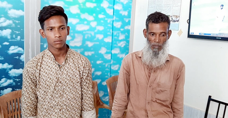 ডেলিভারি দিতে এসে গাঁজাসহ ডিবির হাতে যুবক আটক