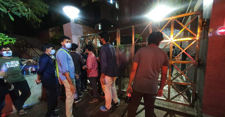 তিন ঘণ্টা পর মুক্ত নর্থ সাউথের ভিসি