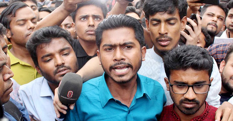 আইনশৃঙ্খলা বাহিনী রাতে ধরে নিয়ে যাচ্ছে, এটা পাকিস্তানি চেতনা: নুর