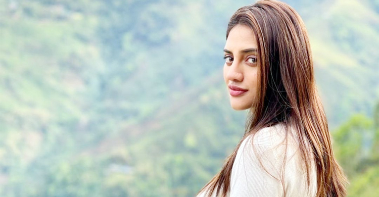 নুসরাতের বেবি বাম্পের ছবি প্রকাশ