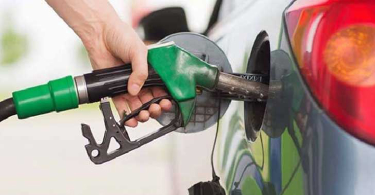 পরিমাপে তেল কম দেওয়ায় ফিলিং স্টেশনকে জরিমানা