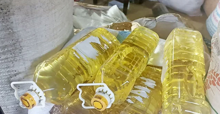 লিটারে ১৪ টাকা কমলো সয়াবিন তেলের দাম
