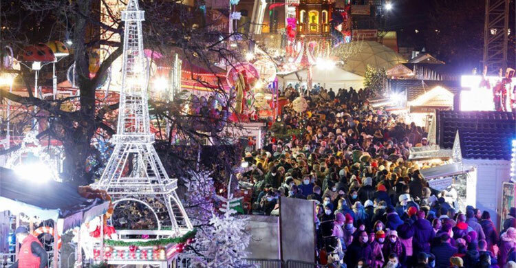 Omicron spreading at lightning speed: French PM