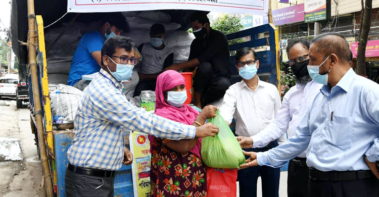 ওএমএস কার্যক্রম পরিদর্শন খাদ্য অধিদফতরের ডিজির