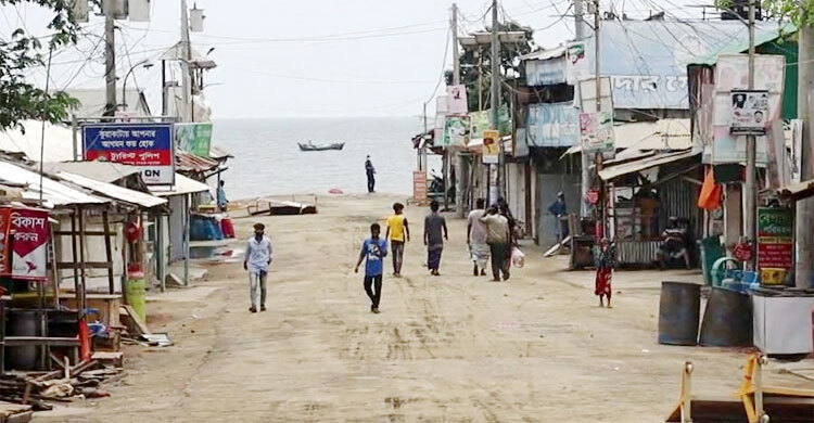 কুয়াকাটায় তরুণীকে যৌনতায় বাধ্য করায় হোটেল মালিক গ্রেফতার