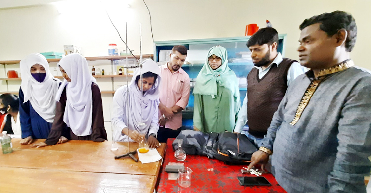 মাধ্যমিক-উচ্চ মাধ্যমিকে বাড়ছে বিজ্ঞান শিক্ষার্থী