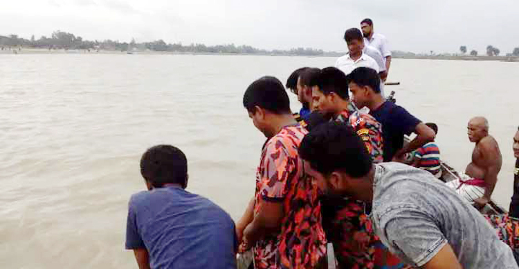 পদ্মায় মাছ ধরতে গিয়ে যুবক নিখোঁজ