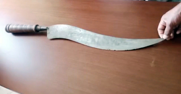 পরকীয়ার জেরে স্ত্রীকে পাঁচ টুকরো করেন স্বামী