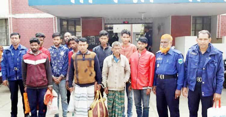 পাবনায় ডাকাত দলের ৭ সদস্য গ্রেফতার
