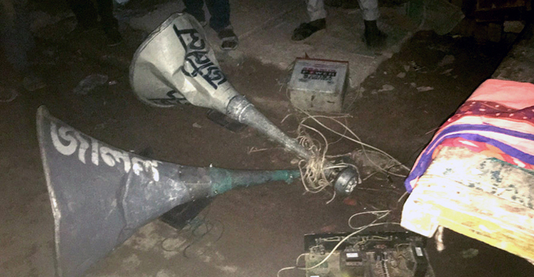 বিএনপি প্রার্থীর প্রচারণার মাইক ভাঙচুর