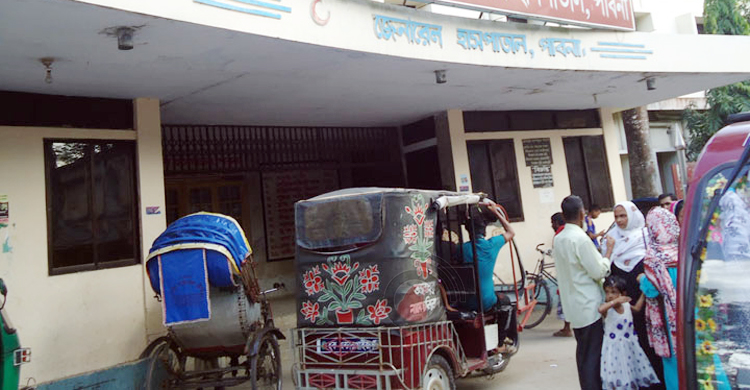 পাগলির হলো তিনটি ছেলে, একটি গেলো চুরি