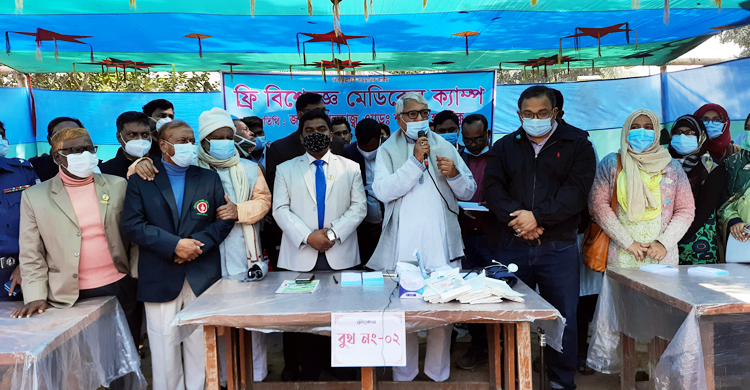 চরের ৫ শতাধিক মানুষকে বিনামূল্যে চিকিৎসা দিল টুকু ফাউন্ডেশন