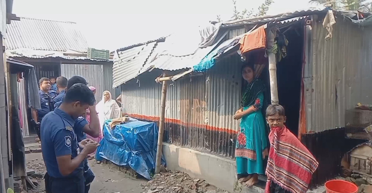 পাবনায় ভগ্নিপতিকে কুপিয়ে হত্যা শ্যালকের