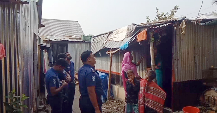 পাবনায় ভগ্নিপতিকে কুপিয়ে হত্যা শ্যালকের