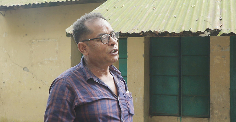 ১৮টি ইংরেজি অভিধান মুখস্থকারী রেজাউলের দিন কাটে না খেয়ে