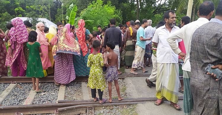 মেয়েকে মক্তবে পৌঁছে দিয়ে বাড়ি ফেরা হলো না বাবার