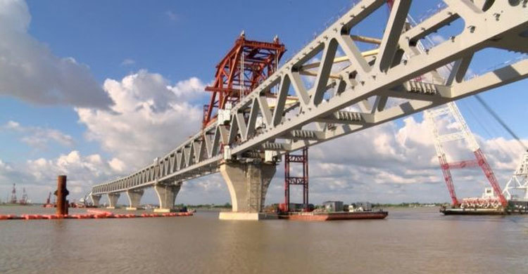 পদ্মা সেতুতে বসতে যাচ্ছে ৩৭তম স্প্যান