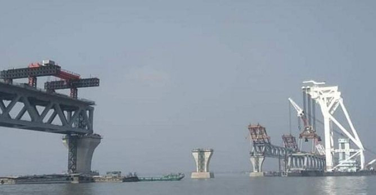 পদ্মা সেতুতে বসতে বাকি আর মাত্র একটি স্প্যান