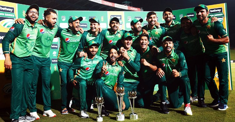 বাংলাদেশকে ছয়ে নামিয়ে দুইয়ে পাকিস্তান