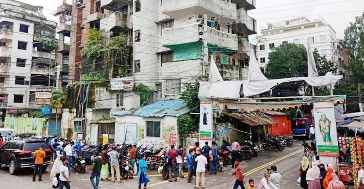 Blast at Pallabi police station, 4 cops injured