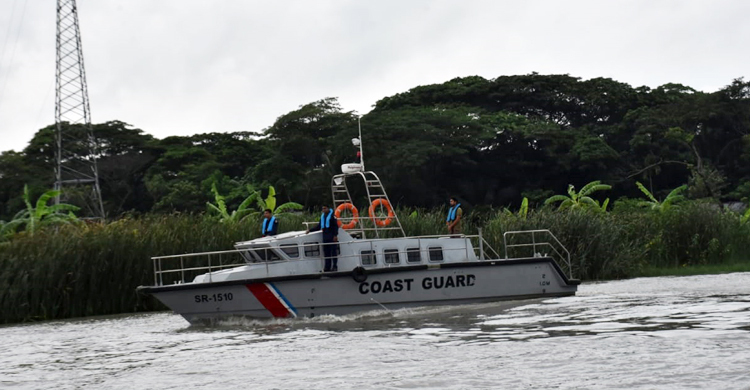 সিলেট-সুনামগঞ্জের উদ্দেশ্যে রওনা দিয়েছে কোস্টগার্ডের ৪ নৌযান