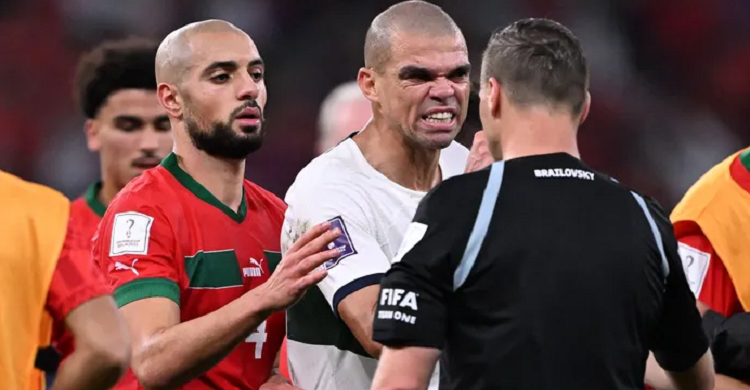 বিশ্বকাপ থেকে বিদায় নিয়ে আর্জেন্টাইন রেফারিকে দুষলেন পেপে