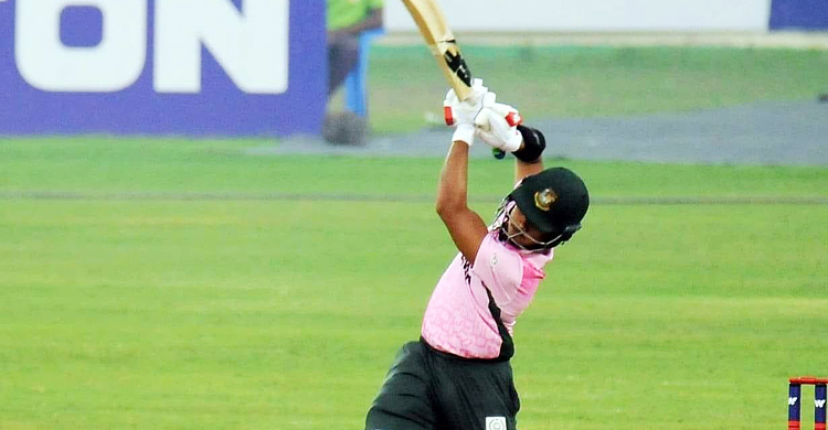 ইমন ঝড়ের পরও মোহামেডানের স্কোর ১৫৪