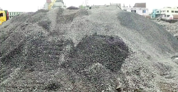 হিলি স্থলবন্দর দিয়ে ফের পাথর আমদানি শুরু