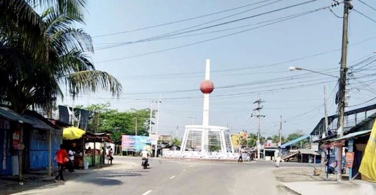 Patuakhali put on lockdown