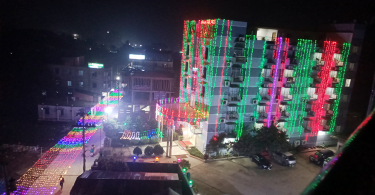 কুয়াকাটায় অগ্রিম বুকিং হচ্ছে হোটেল, পর্যটকদের বরণে সাজ সাজ রব