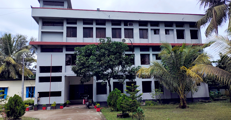 পটুয়াখালী কৃষি সম্প্রসারণ অধিদপ্তরে ছয় কর্মকর্তার পাঁচ পদই খালি