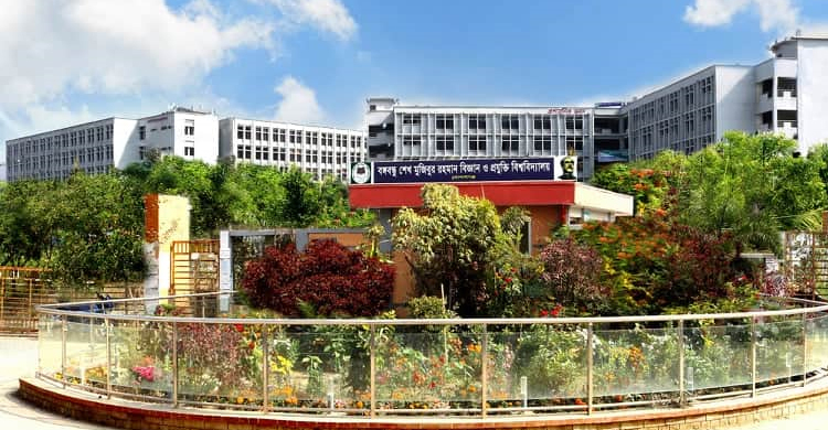 বিশ্ববিদ্যালয় থেকে ৪৯ কম্পিউটার চুরির ঘটনায় ট্রাকচালক গ্রেফতার